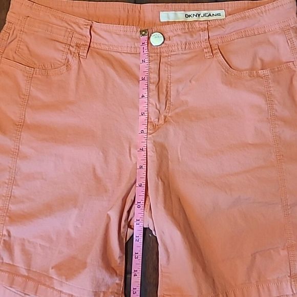 DKNY Roll Tab Bermuda / Short Shorts Mid Waist Rise Pockets Adjustable Length - Picture 7 of 16
